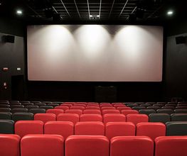 UCI Cinemas Red Carpet Matera immagine 10