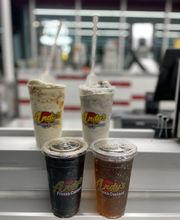Andy's Frozen Custard image 1