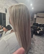 Lahna Coiffure image 8