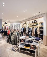 Boutique Lacoste Reims - Prêt-à-porter