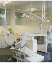 Zahnarztpraxis Dres. Schuler & Burri AG Bild 3