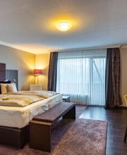 Zimmer Suite.jpg