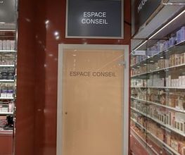 espace-conseil-pharmacie-sun-store-martigny-cristal
