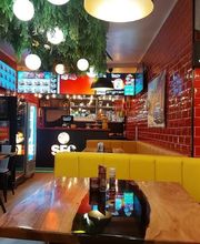 Sticky's Fried Chicken Worms (Halal) Bild 3