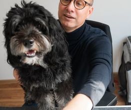 Unser Agenturhund Toni Scheffler mit Herrchen Ingo Scheffler aus Mainz