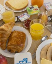 B&B HOTEL Auxerre Monéteau image 3