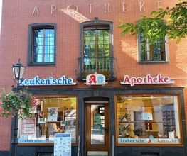 Aussenansicht der Leuken'sche-Apotheke