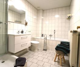 "Schwanensee ***" für 4 Personen, Vollbad mit Duschkabine
