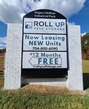 Roll Up Self Storage image 20