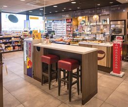 Shell Recharge Charging Station Bild 3