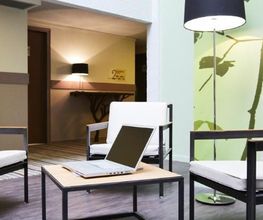 Hôtel Kyriad image 12
