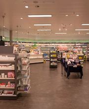 innenraum-amavita-apotheke-langenthal