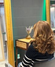 Coiffeur Hair Artist Bild 4