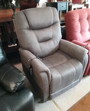 Hammond's Furniture Store image 19