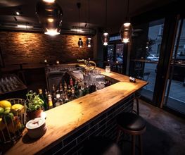 Amistad - tapas y vino Bild 1