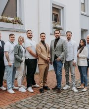 Teamfoto - AXA Versicherung Niendieker & Ogrzal oHG - Kfz-Versicherung in Osnabrück