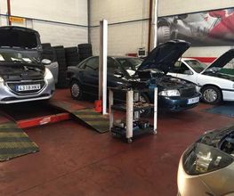 talleres-dunauto-sl-automotores-02.jpg
