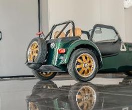 Concessionaria Gino Caterham immagine 13