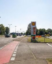 Shell Recharge Charging Station Bild 16