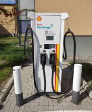 Shell Recharge Charging Station Bild 3
