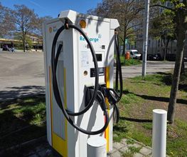Shell Recharge Charging Station Bild 1
