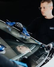 Florian Autoglas Bild 6