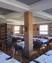 casa-rural-izki-restaurante-03.jpg
