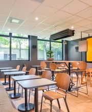 B&B HOTEL Paris Porte d'Orléans image 11