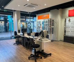 Pearle Opticiens Leiden - Vijf Meiplein afbeelding 5