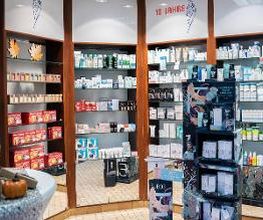 Innenansicht der Marien Apotheke, Papenburg
