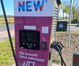 NEW Energie-Ladestation Bild 2