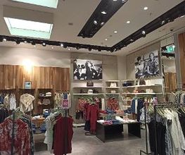 GUESS imagen 4
