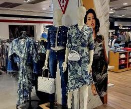 GUESS imagen 2