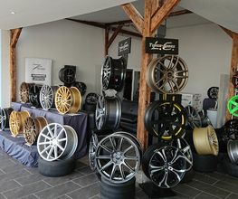 Tuner-Store L.E. Bild 12