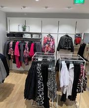 Ulla Popken | Große Größen | Berlin Alexanderplatz Bild 11