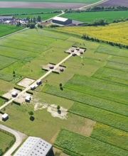 Les Ecuries Du Montcel image 1