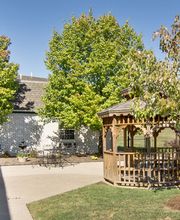 Lakeview Bend Memory Care image 3