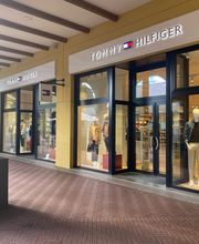 Tommy Hilfiger Outlet immagine 1