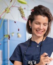 Dr. med. dent. Brandenberg Francine Bild 6