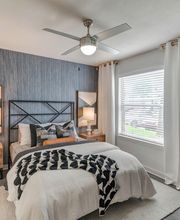 Huntington Glen image 20