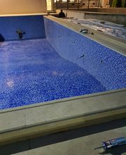 Schwimmbadbau