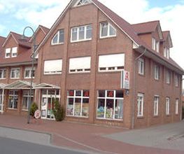 Aussenansicht der Annen-Apotheke