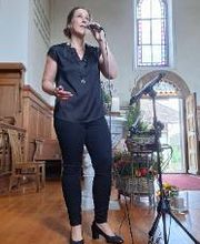 Sängerin Lina Scholz | Hochzeit | Beerdigung & Trauerfeier Bild 13