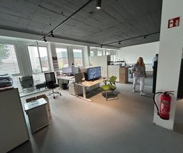 Flexible Bürolösungen mit Mietmöbeln