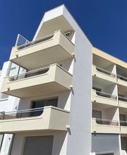 2R Facades image 6