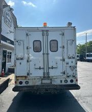 Twin Work Vans image 18