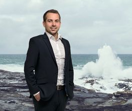Württembergische Versicherung: Philipp Schuster Bild 1