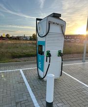 Shell Recharge Charging Station Bild 1