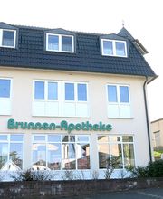Aussenansicht der Brunnen-Apotheke