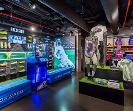 Nike Store Madrid Gran Via imagen 9